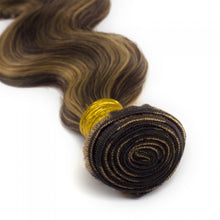 Load image into Gallery viewer, PREMIUM QUALITY LUXE WEFT 16-26 Inches Body Wave Coloured Remy Human Hair Colour 4/27